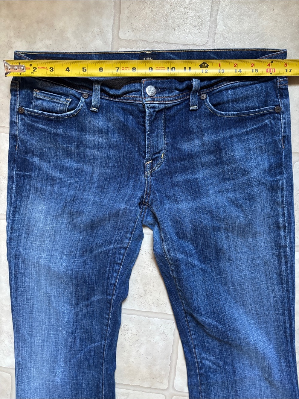 Citizens of Humanity Ingrid 002 Low Waist Flare Distressed Jeans Size 32 USA - Picture 4 of 10